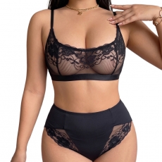 Plus Size Floral Lace Two Piece Lingerie Set